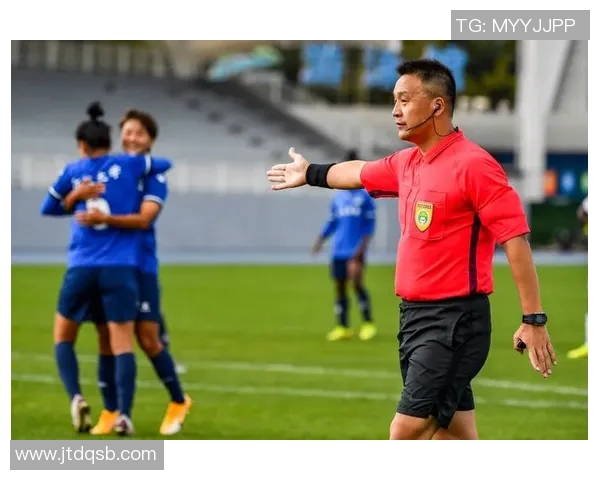 武汉排球队与上海排球队赛后分析:力量对决的精彩瞬间与战术思考 武汉排球队与上海排球队赛后分析:力量对决的精彩瞬间与战术思考