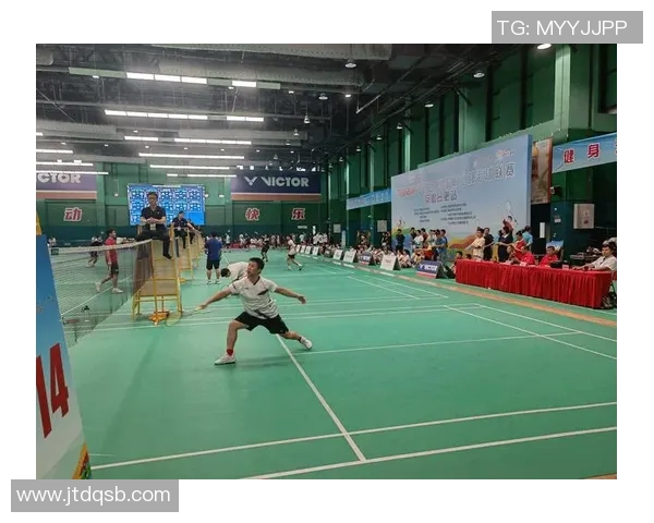 羽毛球逆袭之路:南京羽毛球队奋勇拼搏的真实故事与成长历程 羽毛球逆袭之路:南京羽毛球队奋勇拼搏的真实故事与成长历程