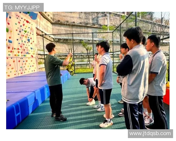 科学攀岩实力提升的系统训练方法与技巧分享